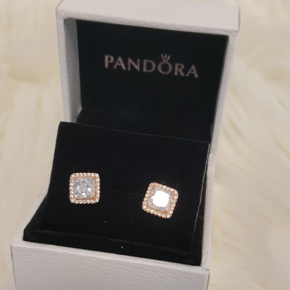 Pandora TIMELESS ELEGANCE STUD EARRINGS - Picture 2 of 6